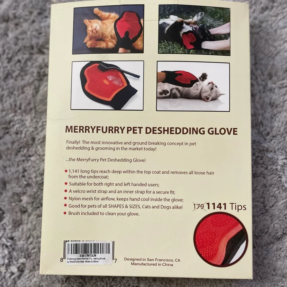New dog deshedding glove 🐶